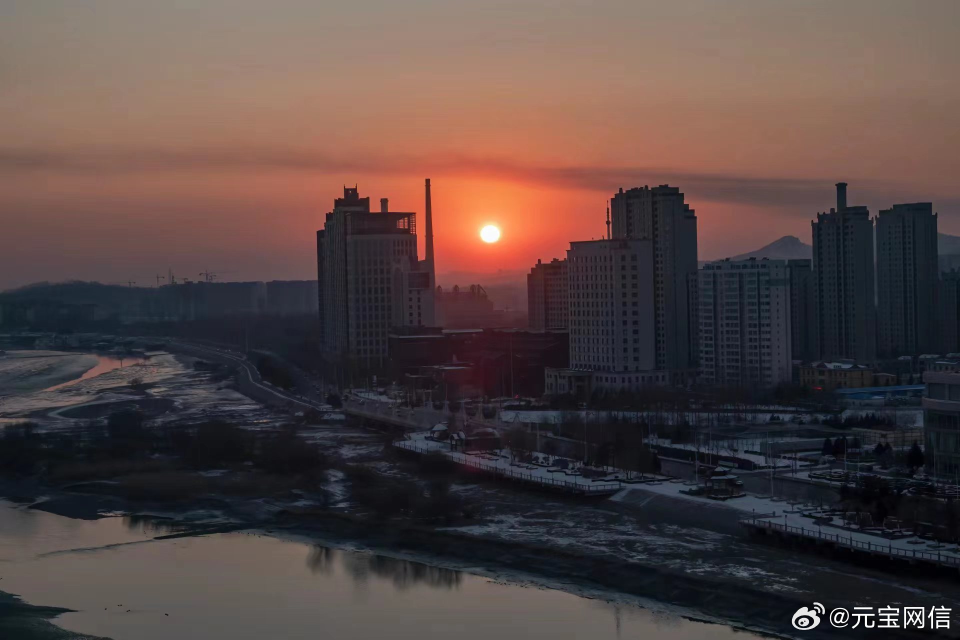 丹东先锋快报图库，记录城市变迁的视觉档案,丹东先锋快报图库