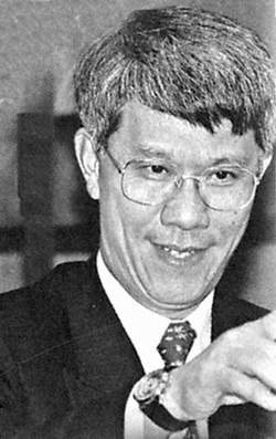任志刚的金融智慧与香港金管局的角色演变,任志刚
