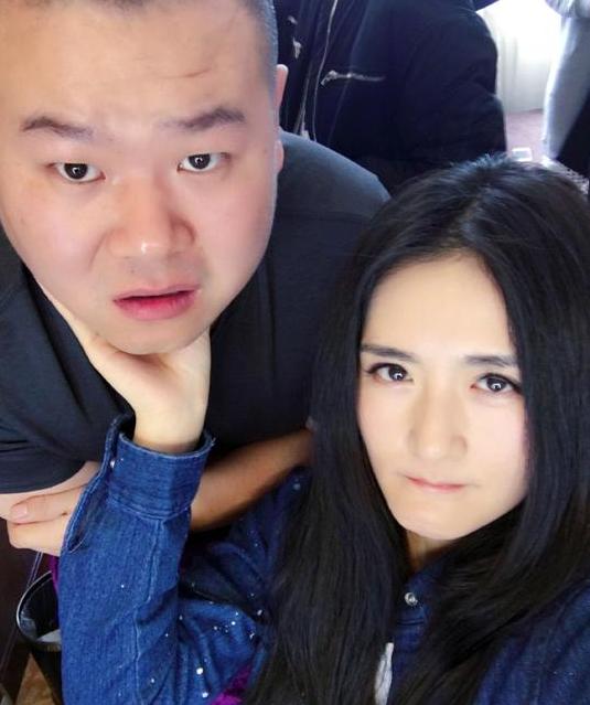 岳云鹏秋裤门事件，笑料背后的深思,岳云鹏秋裤门